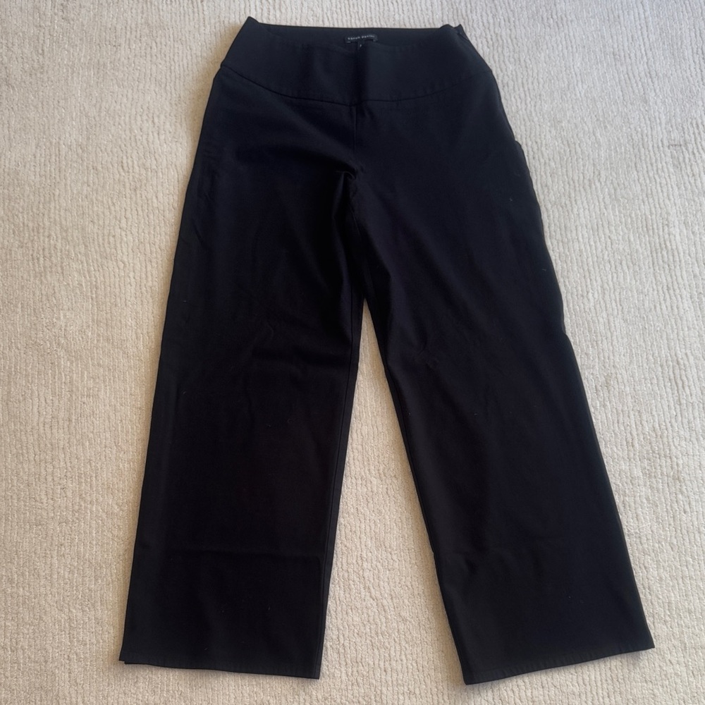 SARAH PACINI Elegant Black Wide Leg Pants Right Side Buttons size 1 US S